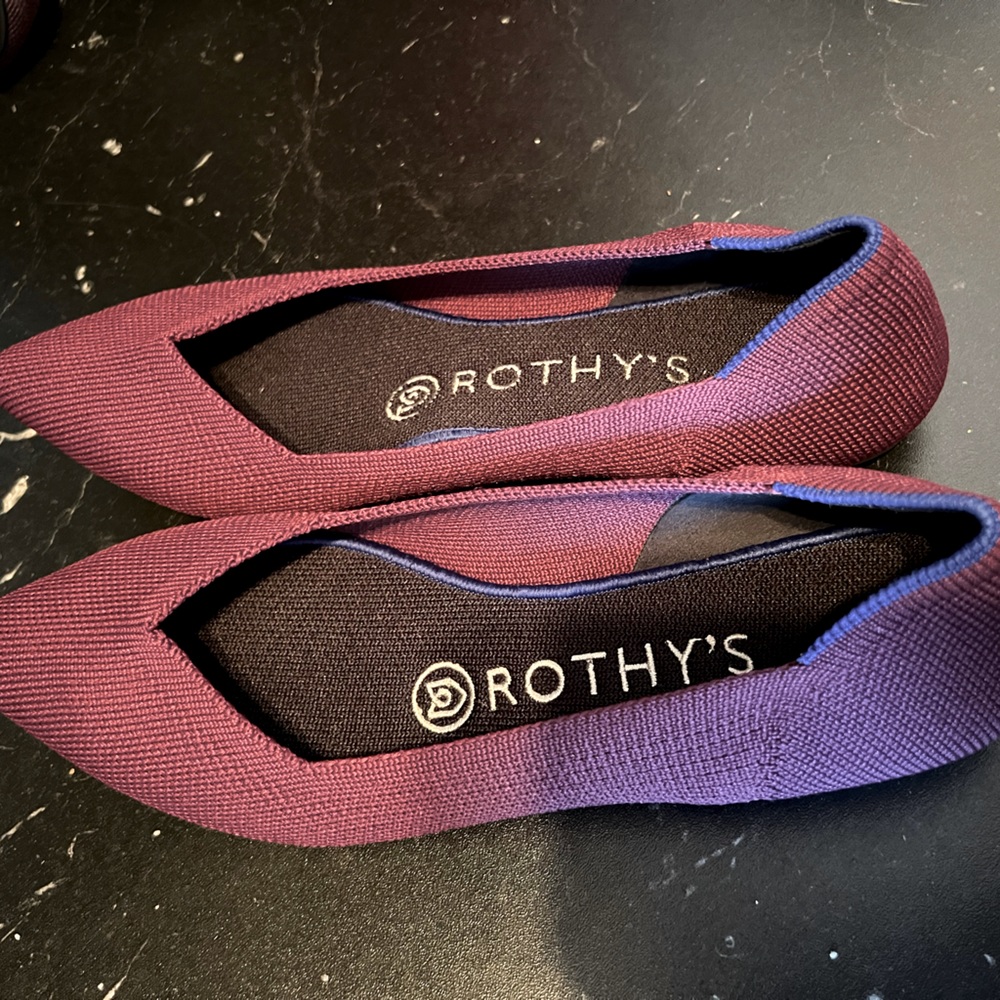 Rothy’s the Point in Fuchsia - size 6